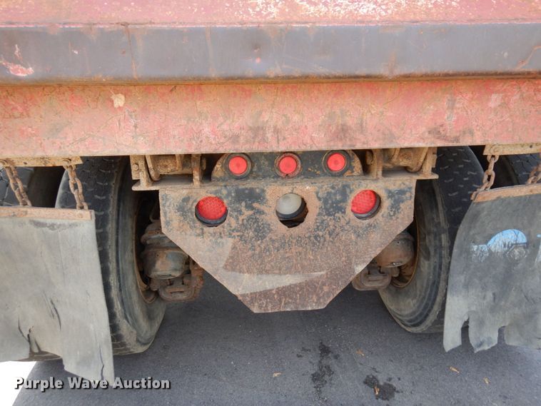 image for item MH9250 1995 Mack RD690S  dump truck