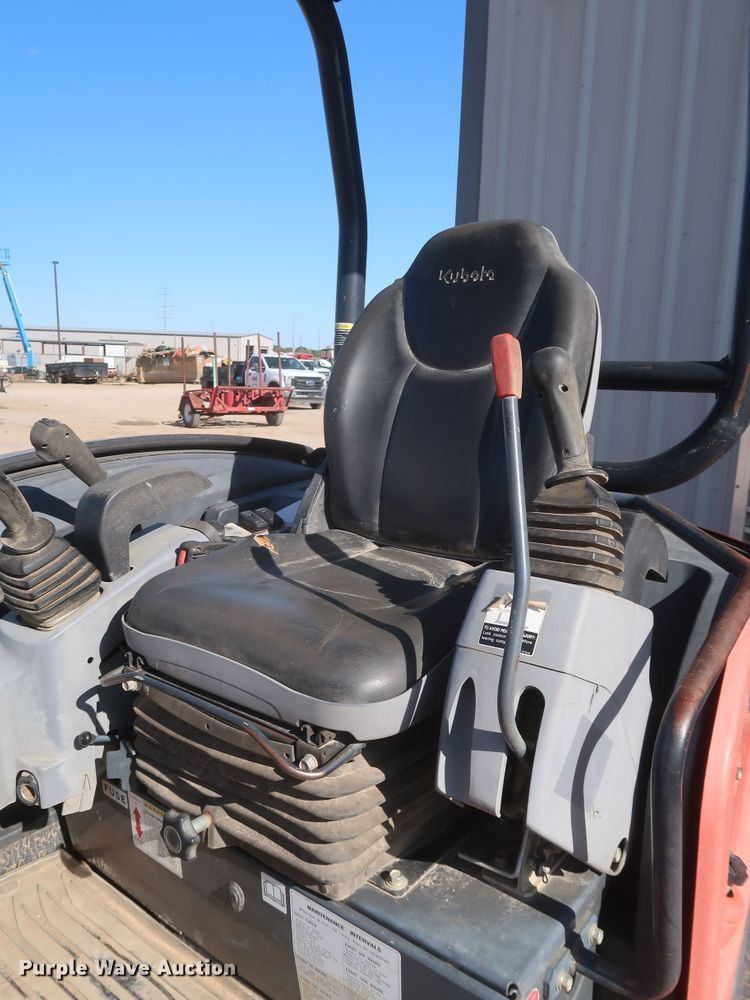 image for item MJ9175 2014 Kubota KX040-4  mini excavator