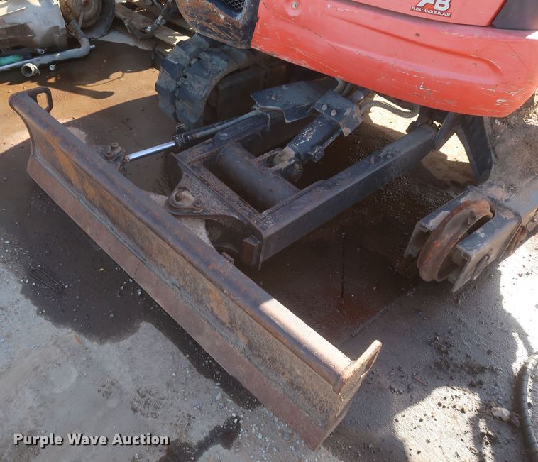 image for item MJ9175 2014 Kubota KX040-4  mini excavator