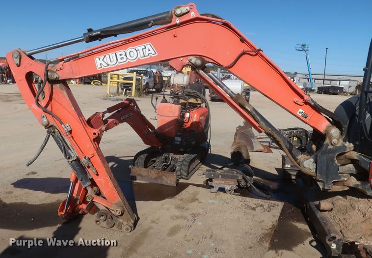 image for item MJ9175 2014 Kubota KX040-4  mini excavator