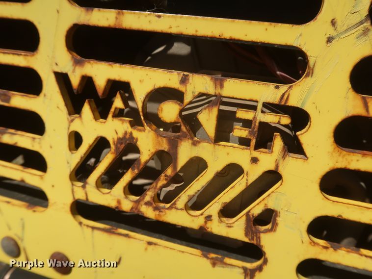 image for item MJ9177 2004 Wacker RT  trench compactor