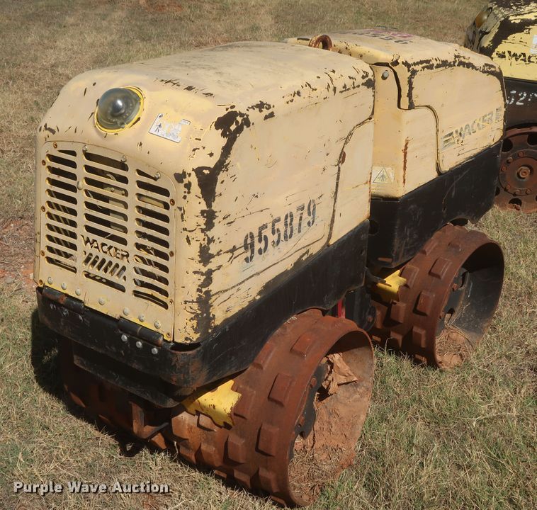 image for item MJ9178 2006 Wacker RT  trench compactor