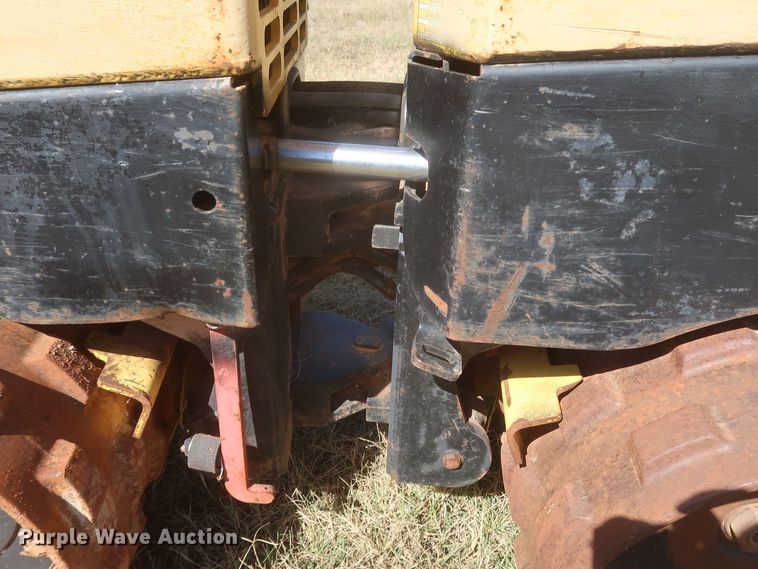 image for item MJ9178 2006 Wacker RT  trench compactor