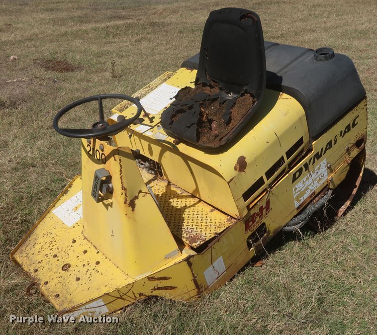 image for item MJ9180 Dynapac 2100V  double drum roller