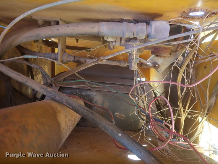 image for item MJ9180 Dynapac 2100V  double drum roller