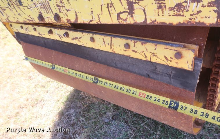 image for item MJ9180 Dynapac 2100V  double drum roller