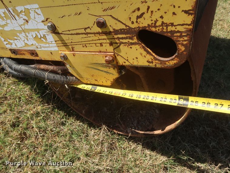 image for item MJ9180 Dynapac 2100V  double drum roller