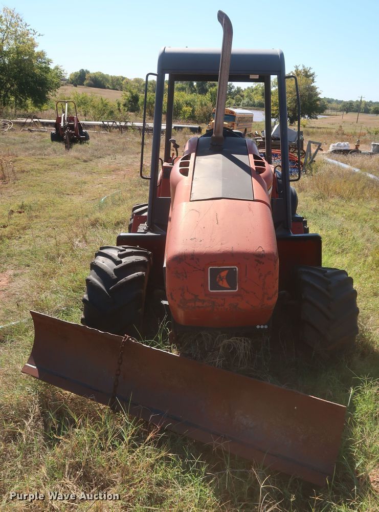image for item MJ9181 2004 Ditch Witch RT90  trencher
