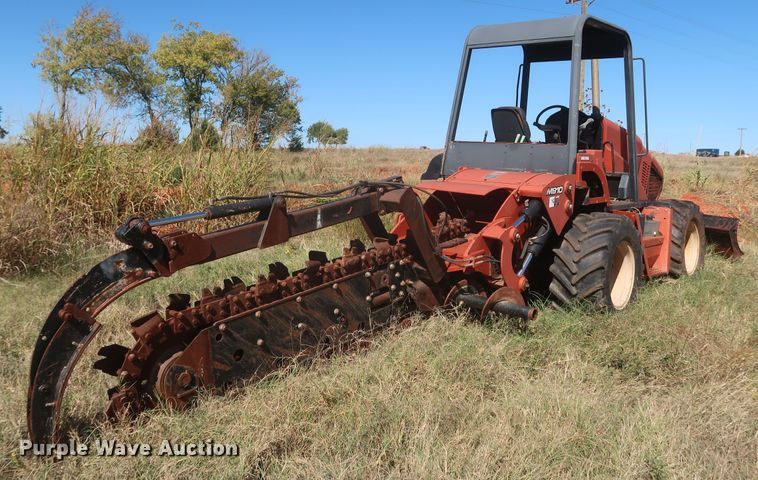 image for item MJ9181 2004 Ditch Witch RT90  trencher