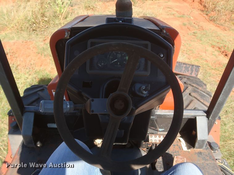 image for item MJ9181 2004 Ditch Witch RT90  trencher