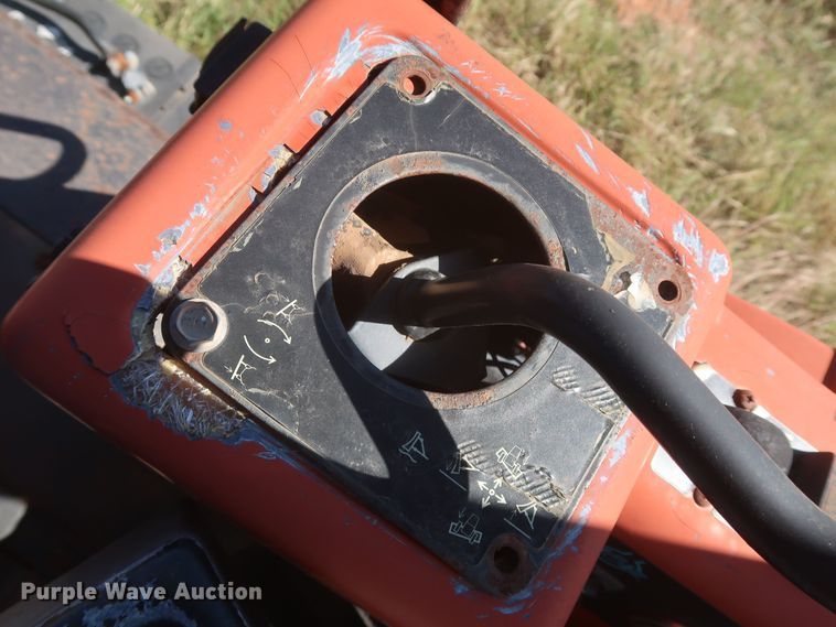 image for item MJ9181 2004 Ditch Witch RT90  trencher