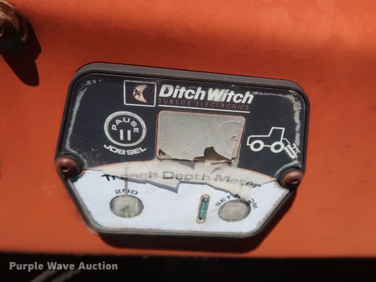image for item MJ9181 2004 Ditch Witch RT90  trencher