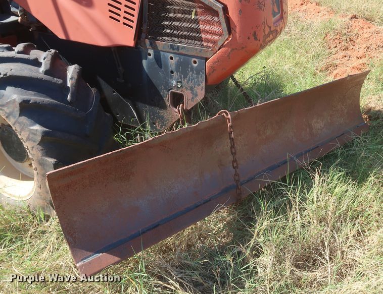 image for item MJ9181 2004 Ditch Witch RT90  trencher