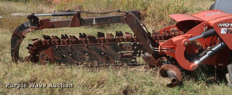 image for item MJ9181 2004 Ditch Witch RT90  trencher