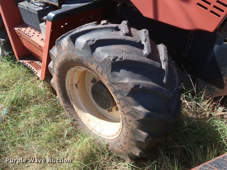 image for item MJ9181 2004 Ditch Witch RT90  trencher