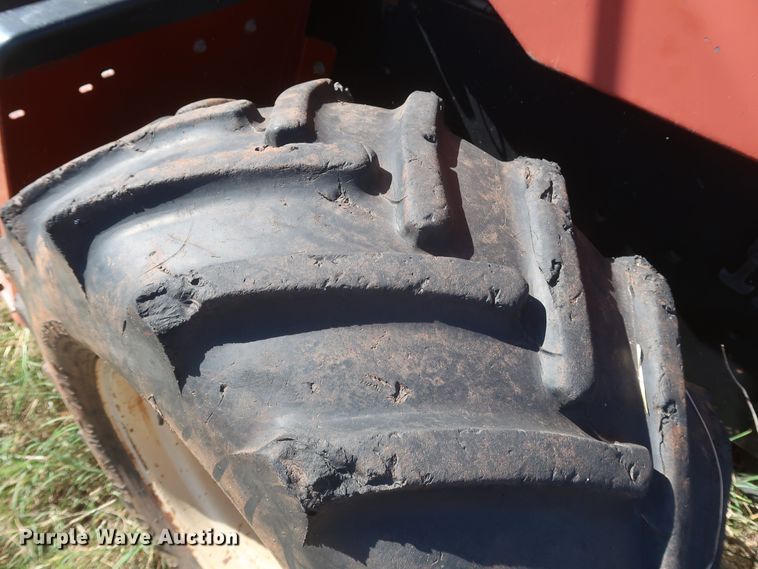 image for item MJ9181 2004 Ditch Witch RT90  trencher