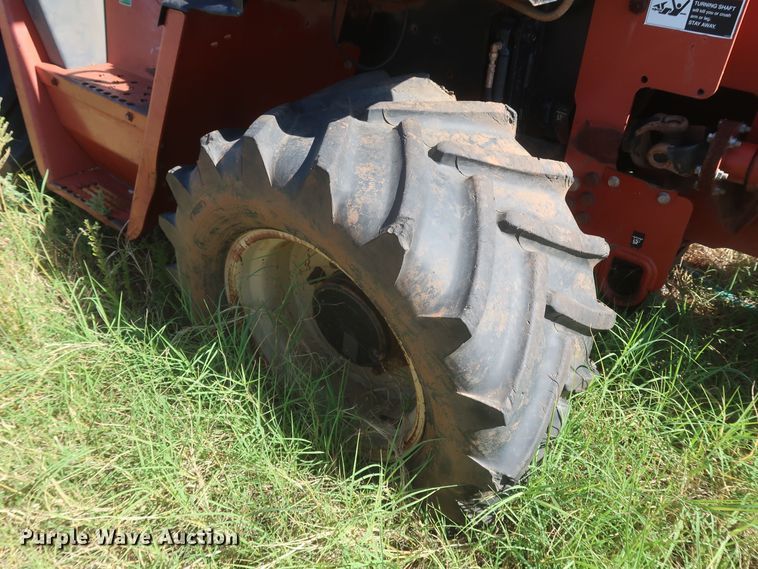 image for item MJ9181 2004 Ditch Witch RT90  trencher