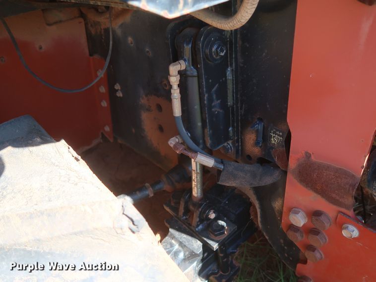 image for item MJ9181 2004 Ditch Witch RT90  trencher