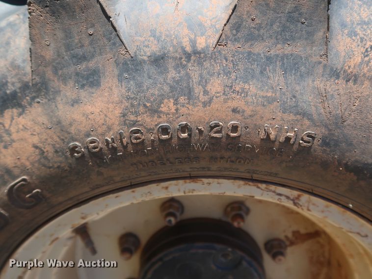 image for item MJ9181 2004 Ditch Witch RT90  trencher