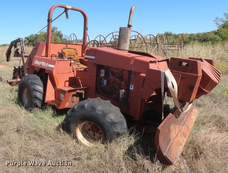image for item MJ9182 Ditch Witch 7610  trencher