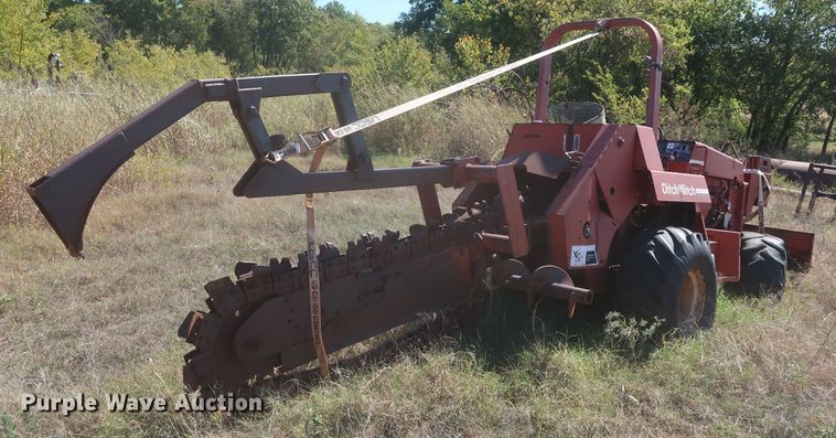 image for item MJ9182 Ditch Witch 7610  trencher