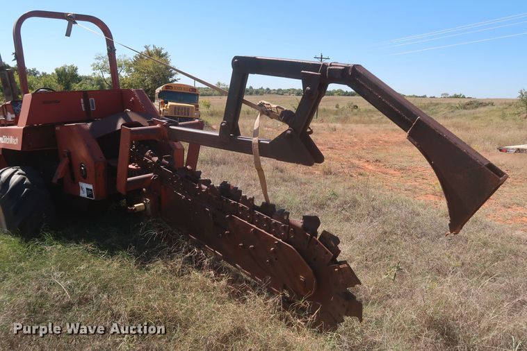 image for item MJ9182 Ditch Witch 7610  trencher