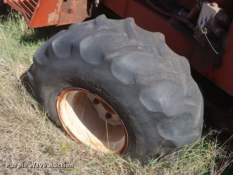 image for item MJ9182 Ditch Witch 7610  trencher