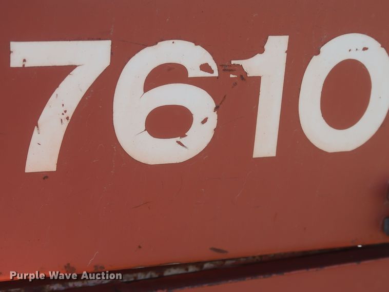 image for item MJ9182 Ditch Witch 7610  trencher