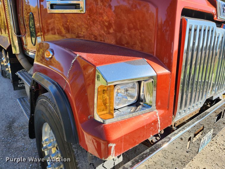 image for item MK9441 2019 Western Star 4700SF  dump truck