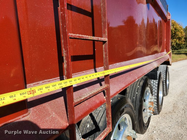 image for item MK9441 2019 Western Star 4700SF  dump truck