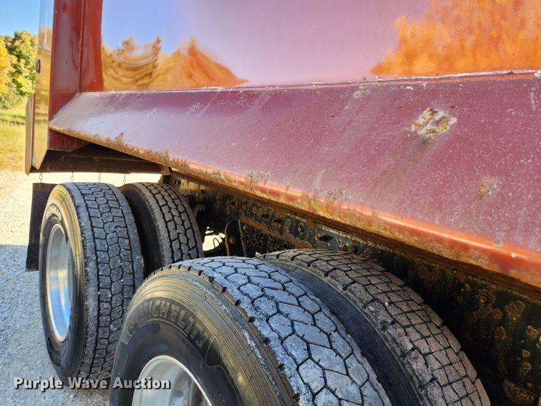 image for item MK9441 2019 Western Star 4700SF  dump truck