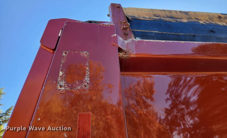 image for item MK9441 2019 Western Star 4700SF  dump truck