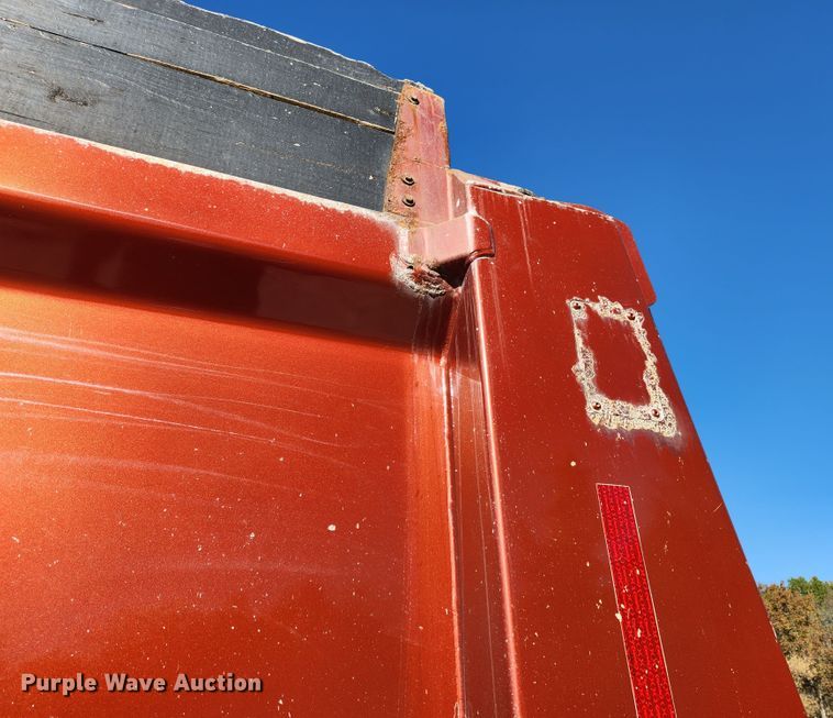 image for item MK9441 2019 Western Star 4700SF  dump truck