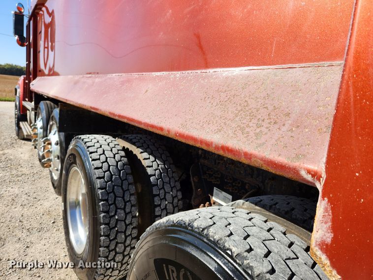 image for item MK9441 2019 Western Star 4700SF  dump truck