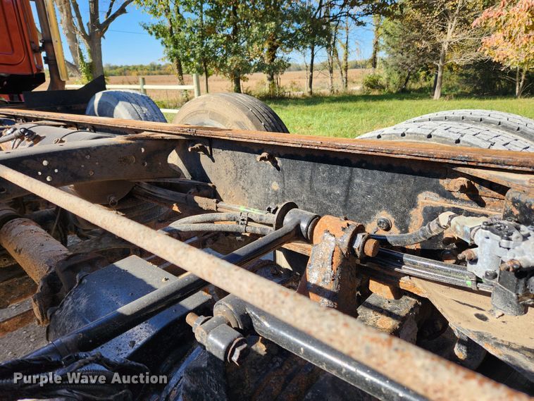 image for item MK9441 2019 Western Star 4700SF  dump truck