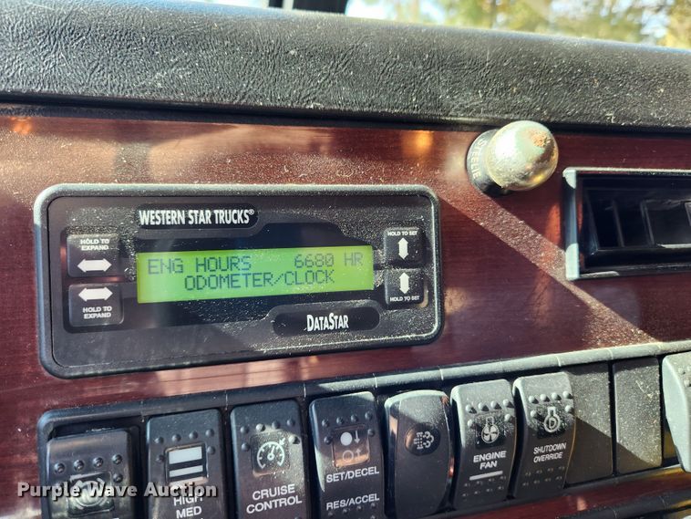 image for item MK9441 2019 Western Star 4700SF  dump truck