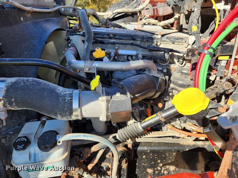 image for item MK9441 2019 Western Star 4700SF  dump truck