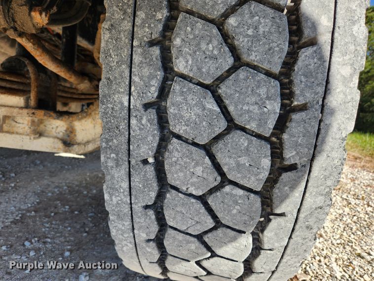 image for item MK9441 2019 Western Star 4700SF  dump truck