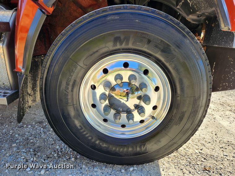 image for item MK9441 2019 Western Star 4700SF  dump truck