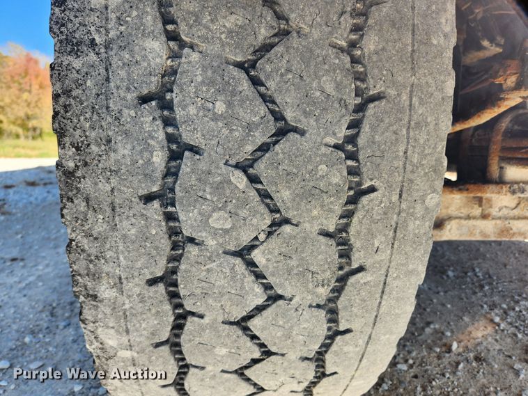 image for item MK9441 2019 Western Star 4700SF  dump truck