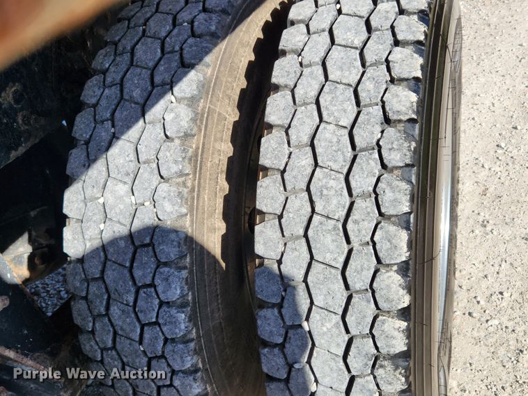 image for item MK9441 2019 Western Star 4700SF  dump truck