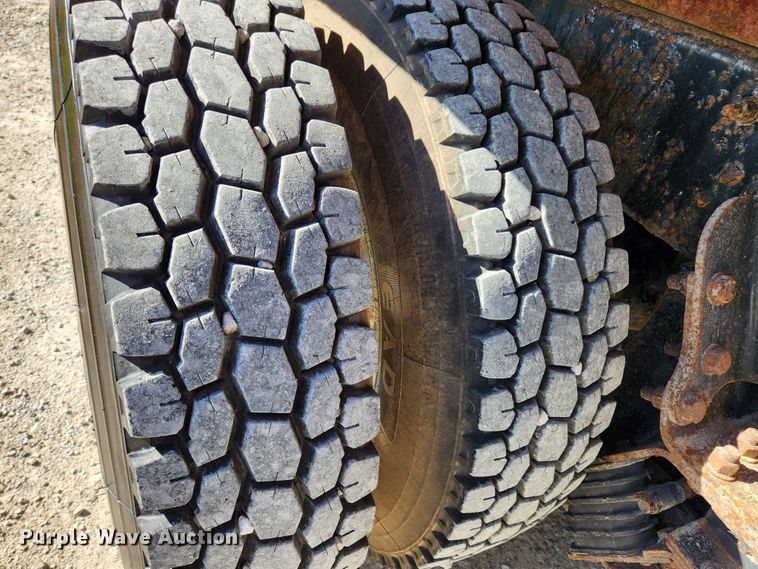 image for item MK9441 2019 Western Star 4700SF  dump truck