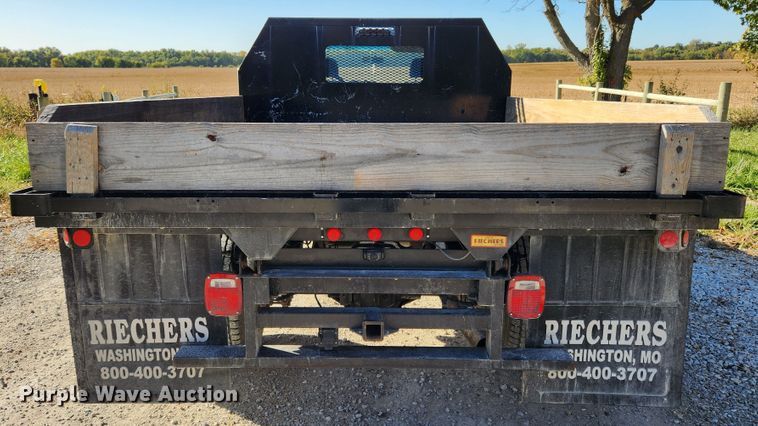 image for item MK9442 1994 Ford F450 Super Duty XL  dump flatbed truck