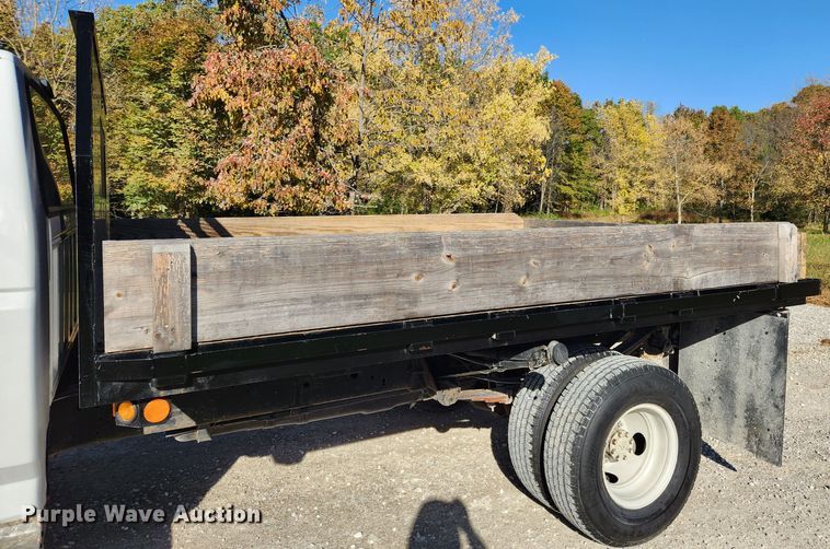 image for item MK9442 1994 Ford F450 Super Duty XL  dump flatbed truck