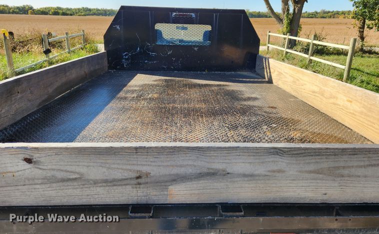 image for item MK9442 1994 Ford F450 Super Duty XL  dump flatbed truck