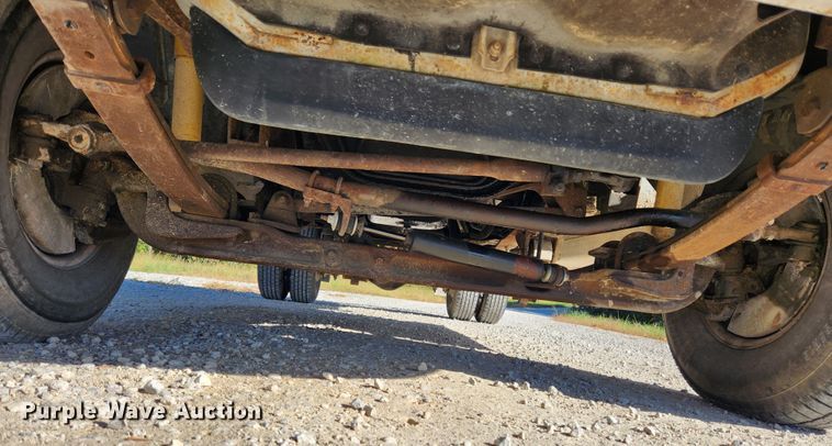 image for item MK9442 1994 Ford F450 Super Duty XL  dump flatbed truck