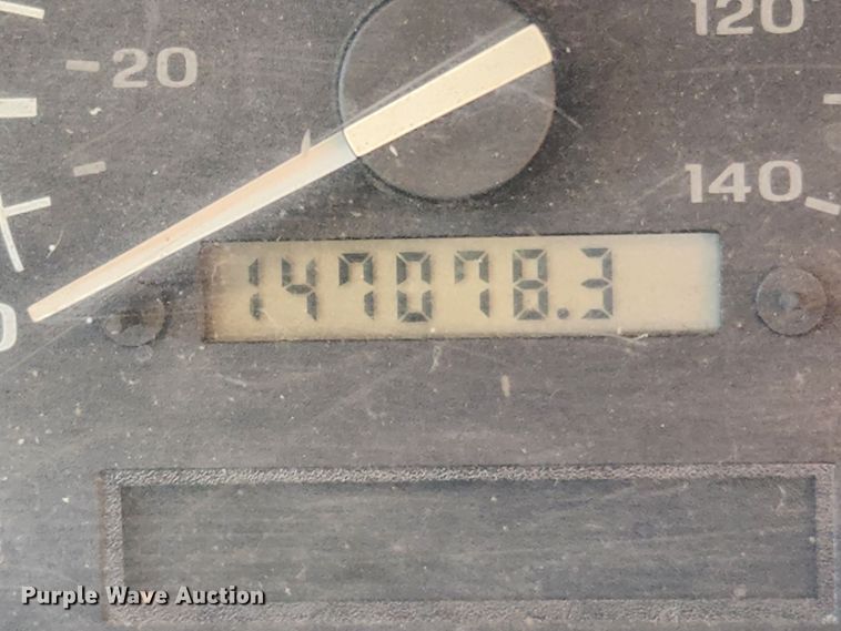 image for item MK9442 1994 Ford F450 Super Duty XL  dump flatbed truck