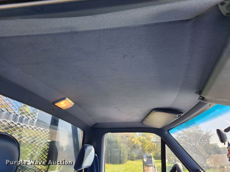 image for item MK9442 1994 Ford F450 Super Duty XL  dump flatbed truck