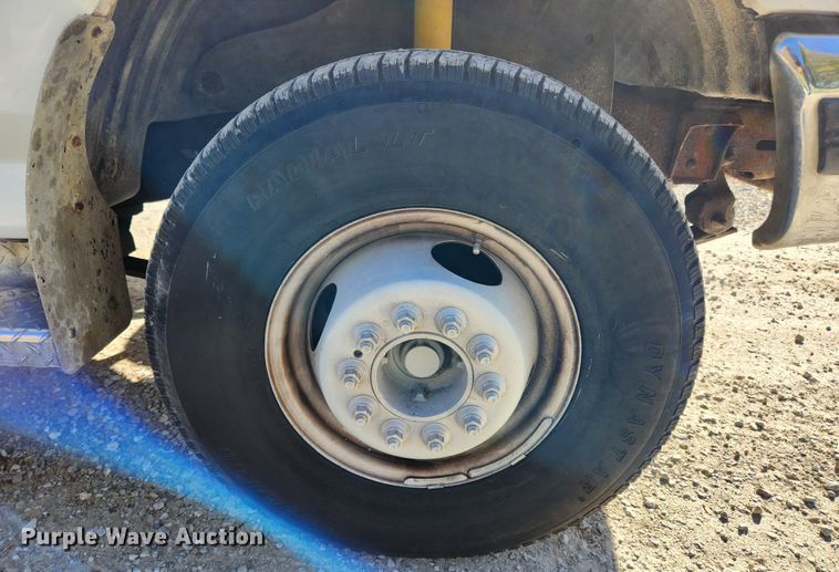 image for item MK9442 1994 Ford F450 Super Duty XL  dump flatbed truck