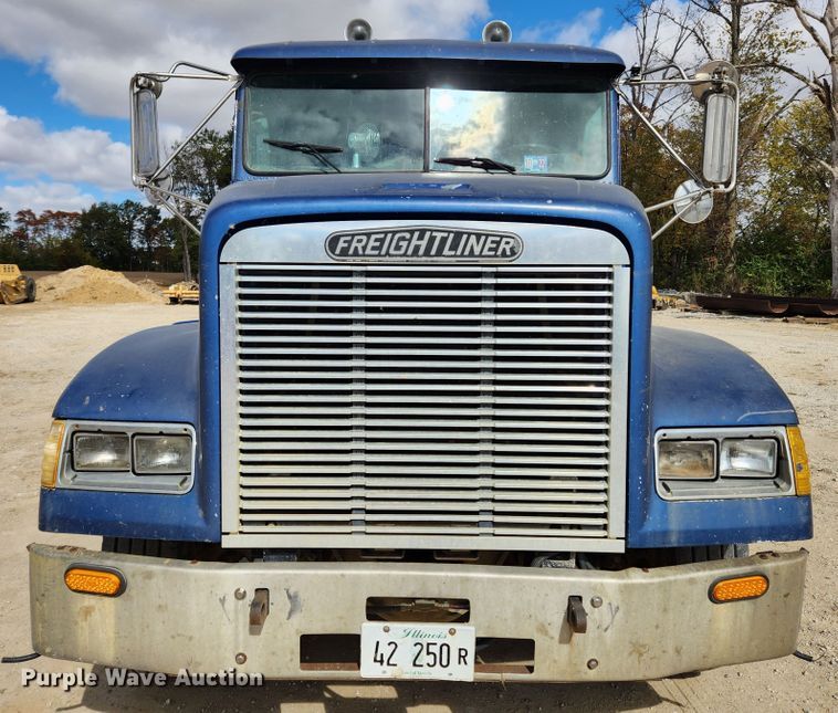 image for item MK9444 1991 Freightliner FLD112  dump truck